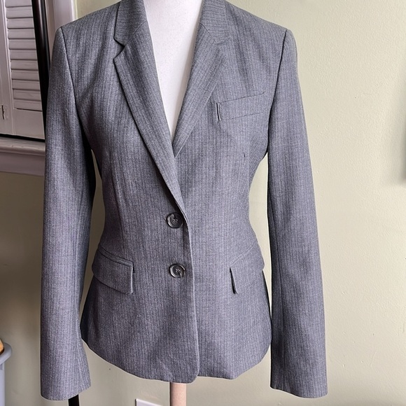 United colors of Benetton gray 2 button front pockets pinstripe blazer - Picture 1 of 17